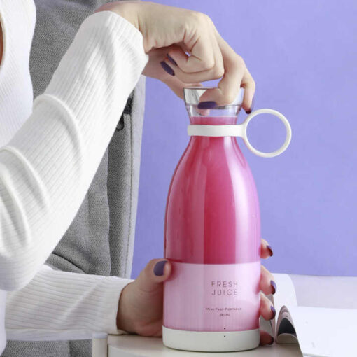 Portable Juicer Bottle – Your On-the-Go Smoothie Solution!